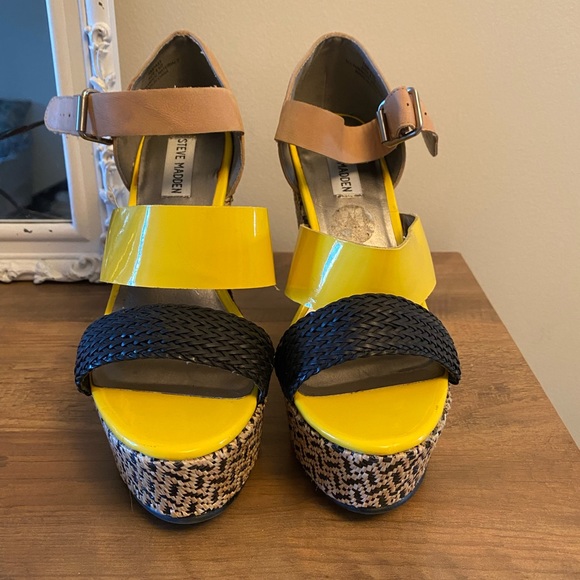 Steve Madden Wedge Sandals - Picture 2 of 4